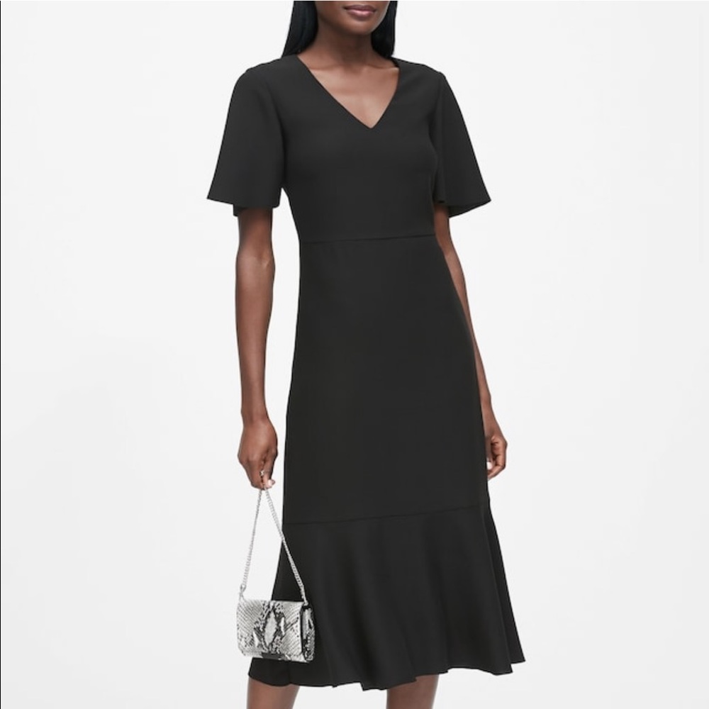 Flutter sleeve midi dress